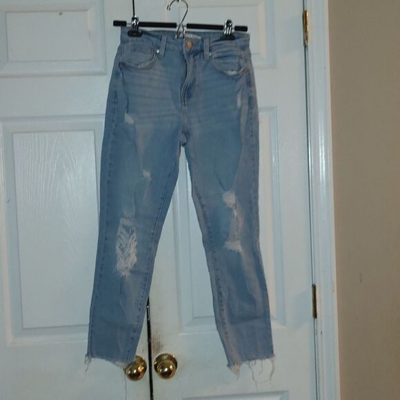 Celebrity Pink light washed distressed jeans Sz 1  EUC - Picture 1 of 6